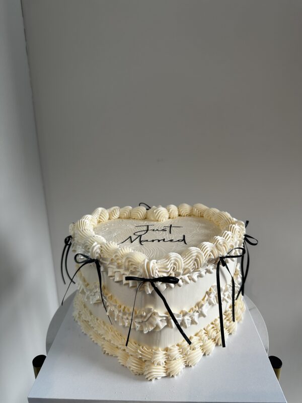 Wedding Cakes - Image 6